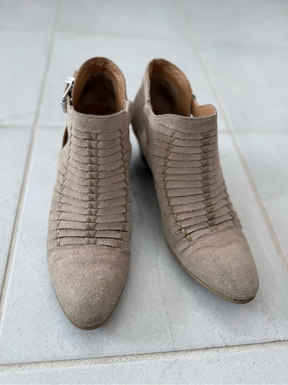 Franco Sarto Great Seppia Suede
Ankle Boots size 8